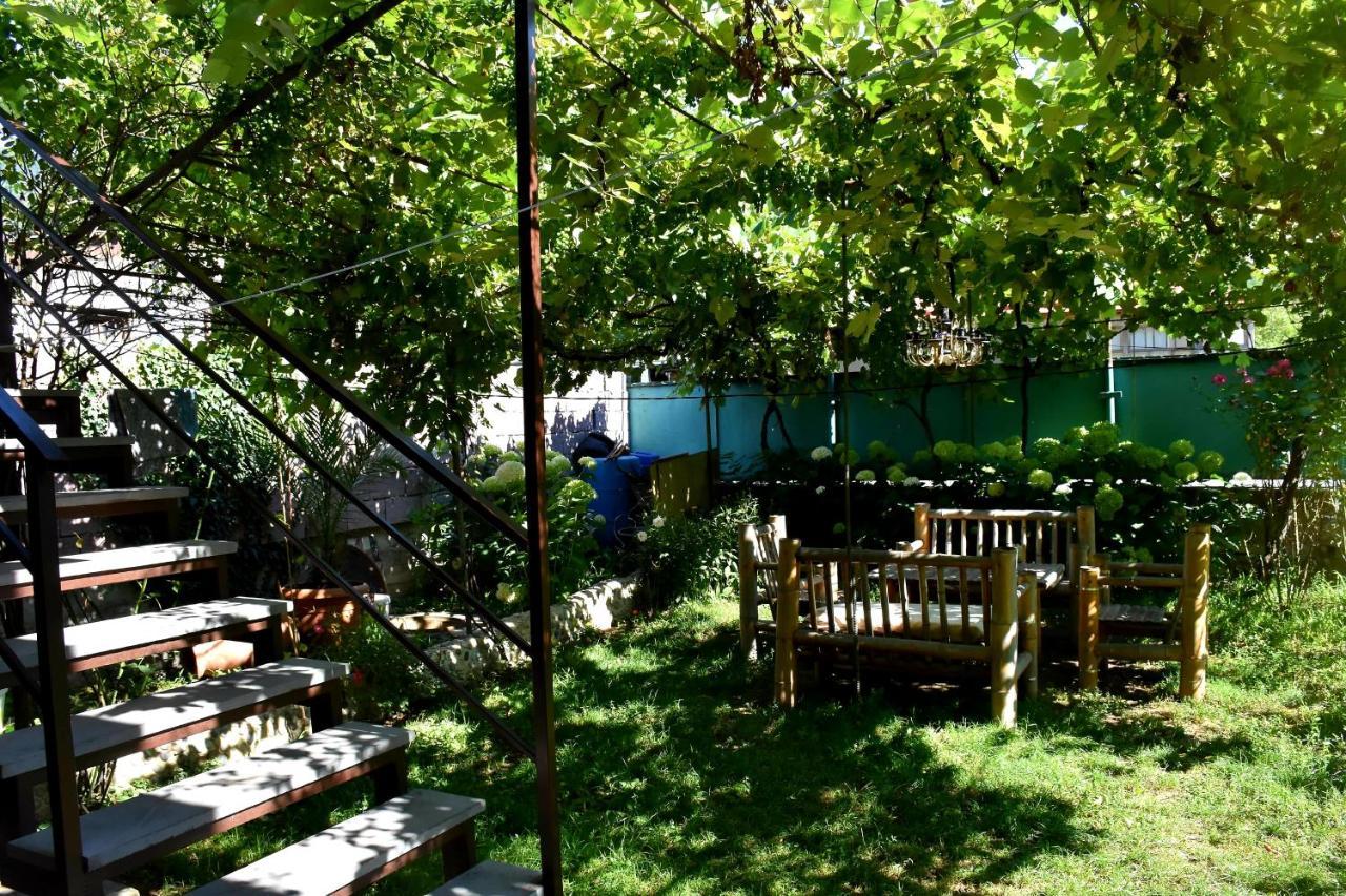 Guest House Metreveli Borjomi Exterior photo