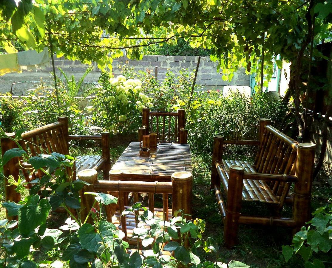 Guest House Metreveli Borjomi Exterior photo